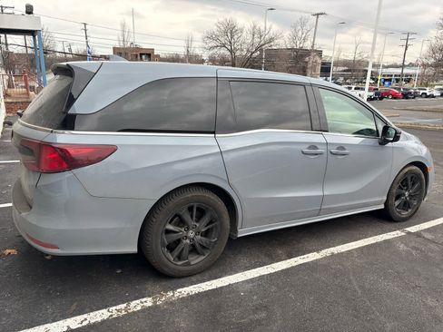 Used 2023 Honda Odyssey Sport image 25
