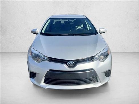 Used 2015 Toyota Corolla LE image 2