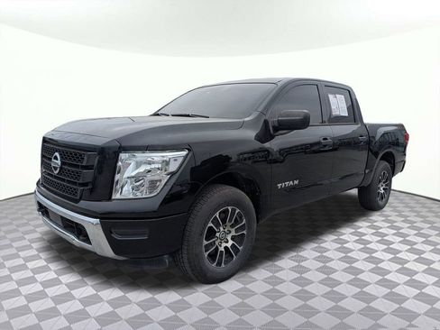 Used 2022 Nissan Titan SV AWD/4WD image 7
