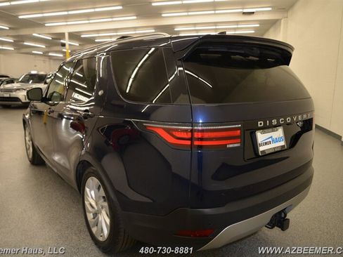 Used 2022 Land Rover Discovery S image 11