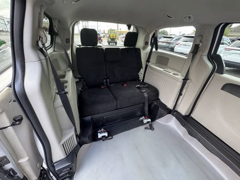 Used 2011 Dodge Grand Caravan Express w/ PWR Window Group FWD image 24