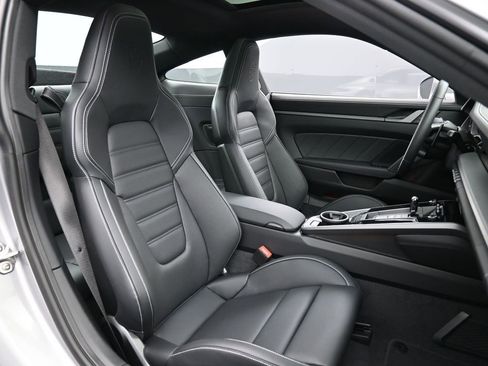 New 2026 Porsche 911 Carrera S image 27