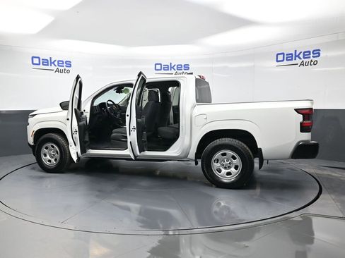 Used 2022 Nissan Frontier S w/ Technology Package image 52