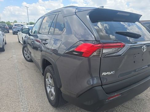 Used 2025 Toyota RAV4 XLE AWD/4WD image 6
