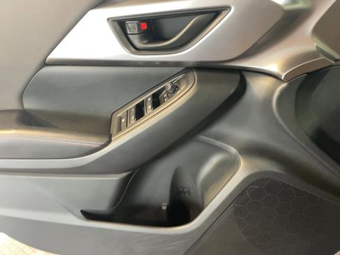 Used 2025 Subaru Impreza 2.0i Sport image 14