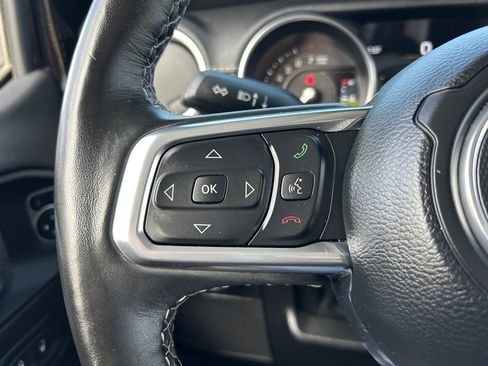 Used 2023 Jeep Wrangler Unlimited Sahara w/ Cold Weather Group image 24