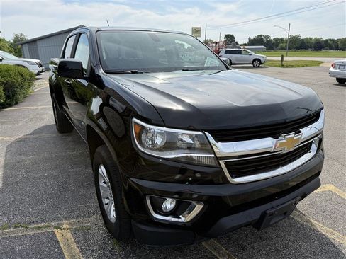 Used 2018 Chevrolet Colorado LT w/ LT Convenience Package AWD/4WD image 2