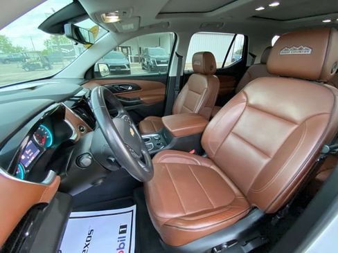 Used 2021 Chevrolet Traverse High Country w/ LPO, Floor Liner Package FWD image 12