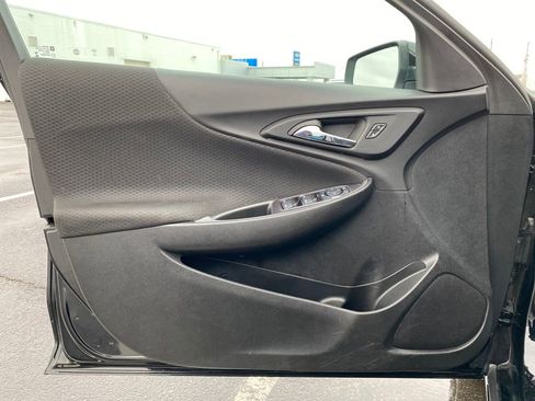 Used 2023 Chevrolet Malibu LT image 19