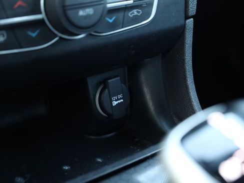 Used 2018 Dodge Charger SXT Plus image 24