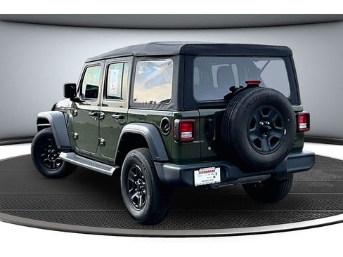 Used 2021 Jeep Wrangler Unlimited Sport AWD/4WD image 2