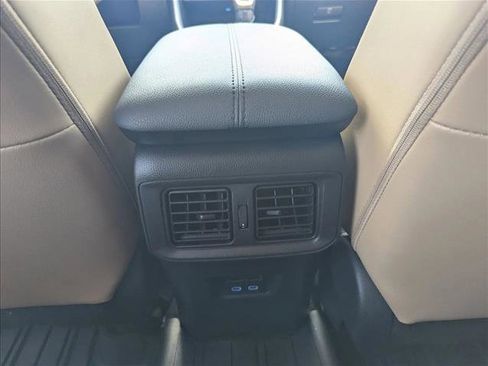 Used 2022 Toyota RAV4 Limited w/ Limited Grade Weather Package AWD/4WD image 17