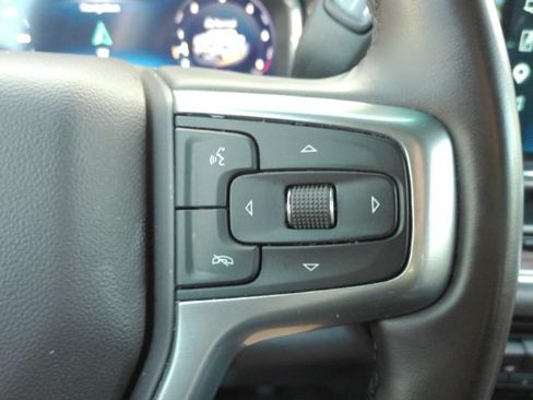 Used 2025 Chevrolet Silverado 1500 LT RWD image 35