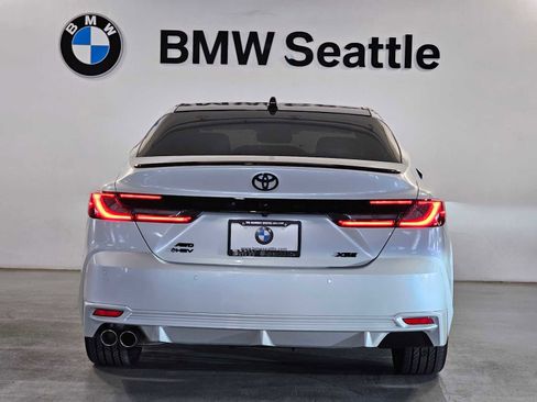 Used 2025 Toyota Camry XSE w/ Premium Plus Package image 5