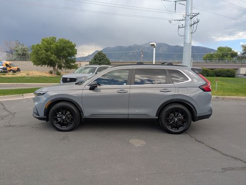 Used 2023 Honda CR-V Sport image 3