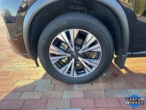Used 2023 Nissan Rogue SV image 10