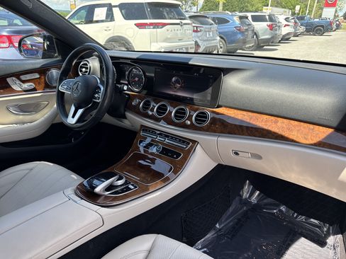 Used 2019 Mercedes-Benz E 450 4MATIC Wagon image 18