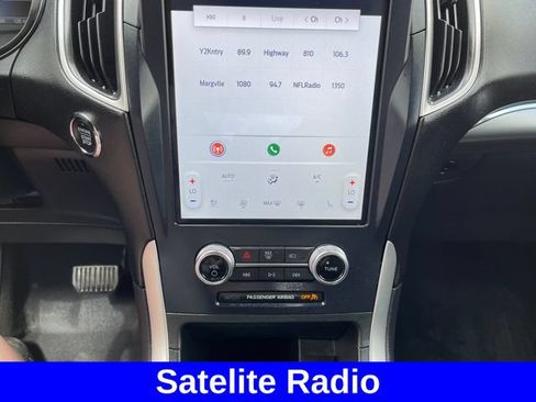 Used 2024 Ford Edge SEL w/ Sport Appearance Package AWD/4WD image 18