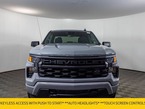 Used 2024 Chevrolet Silverado 1500 Custom w/ Dark Appearance Package AWD/4WD image 9