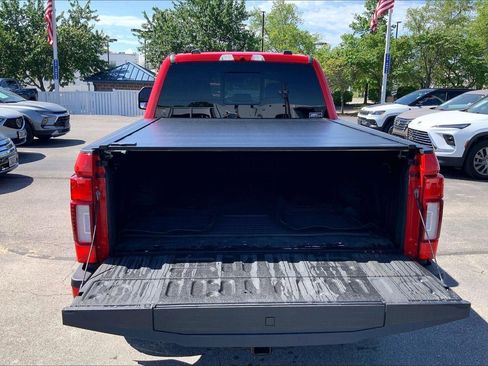 Used 2022 Ford F250 Lariat w/ Lariat Ultimate Package AWD/4WD image 4