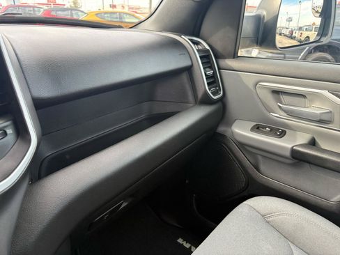 Used 2021 RAM 1500 Big Horn image 25