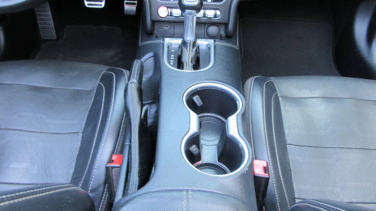 Used 2019 Ford Mustang Premium w/ Equipment Group 201A RWD image 29