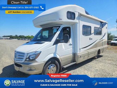 Used 2015 Mercedes-Benz Sprinter 3500 image 3