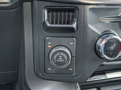 New 2025 Ford F150 Lariat w/ Equipment Group 501A Mid image 17