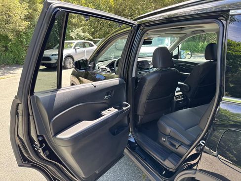 Certified 2022 Honda Pilot Special Edition image 32