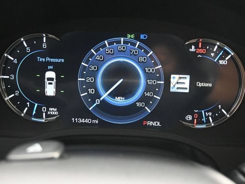 Used 2018 Cadillac Escalade ESV Premium Luxury AWD/4WD image 17