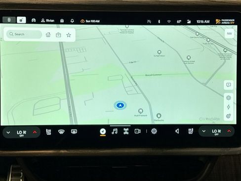 Used 2022 Rivian R1S Launch Edition image 12