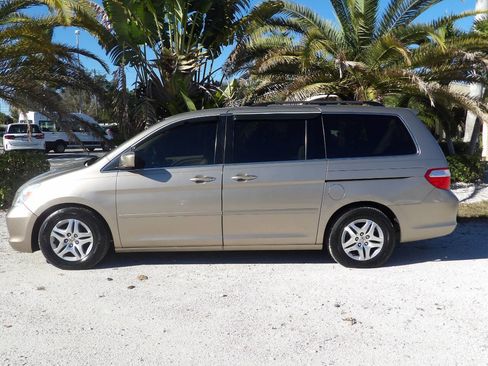 Used 2007 Honda Odyssey EX image 3