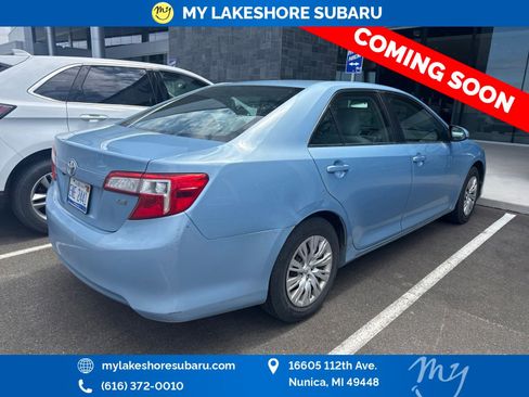 Used 2014 Toyota Camry LE FWD image 6