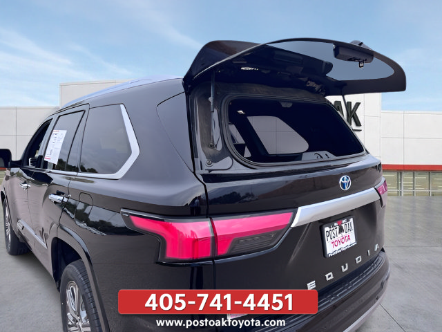 Used 2023 Toyota Sequoia Capstone AWD/4WD image 47