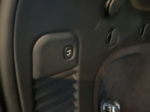 Used 2020 Jeep Grand Cherokee Limited w/ Luxury Group II image 8