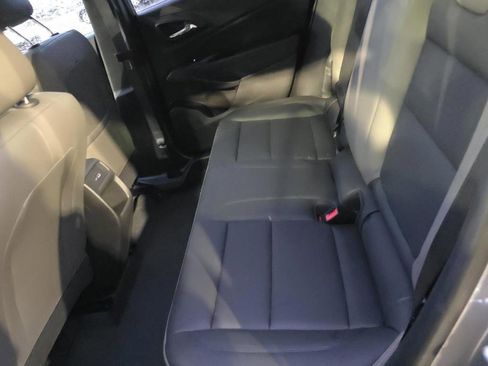 Used 2025 Chevrolet Trax ACTIV w/ Driver Confidence Package FWD image 4