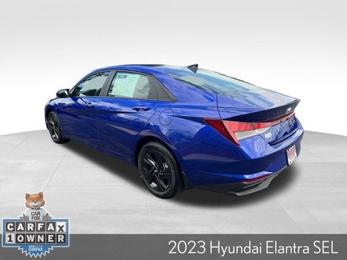 Used 2023 Hyundai Elantra SEL FWD image 6