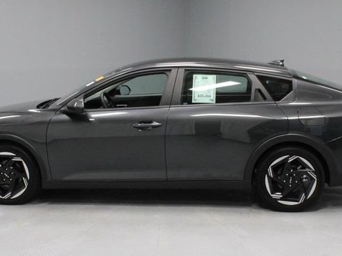 Used 2025 Kia K4 EX FWD image 7