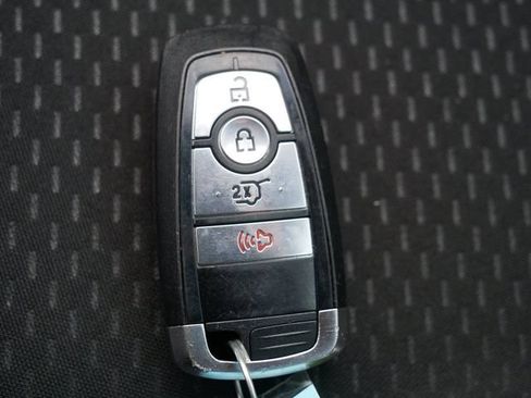 Used 2025 Ford Escape ST-Line AWD/4WD image 35