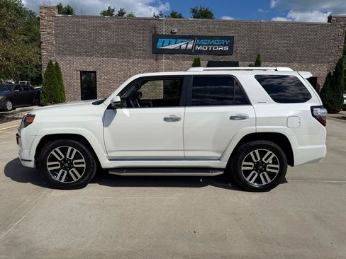 Used 2020 Toyota 4Runner Limited RWD image 8