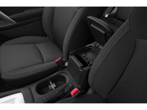 Used 2015 Subaru Forester 2.5i Premium w/ All-Weather Package AWD/4WD image 9