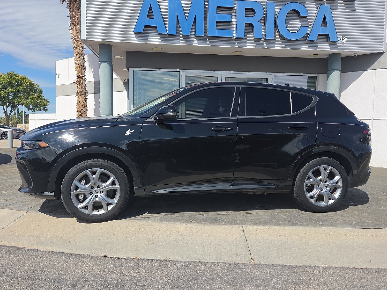 Used 2024 Dodge Hornet R/T AWD/4WD image 3