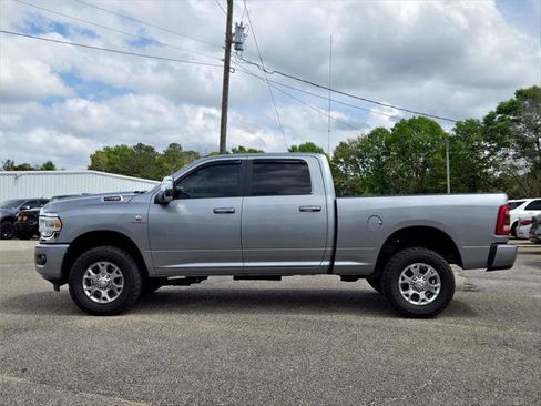 Certified 2024 RAM 2500 Laramie AWD/4WD image 12