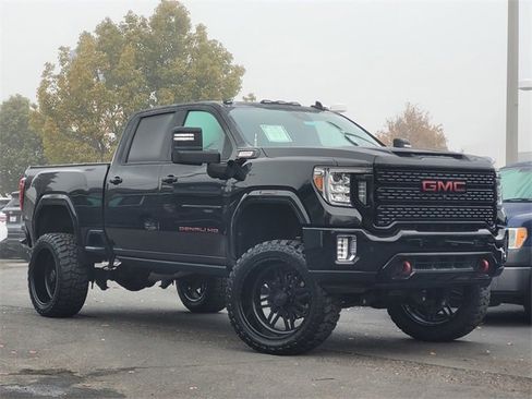 Used 2020 GMC Sierra 3500 Denali w/ Denali Ultimate Package image 2