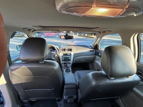 Used 2010 Mercury Milan Hybrid image 16