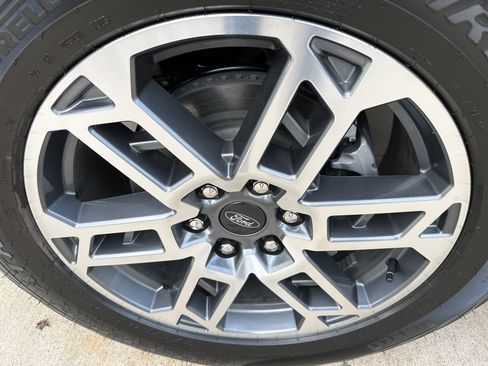 New 2025 Ford Expedition Max Active AWD/4WD image 4
