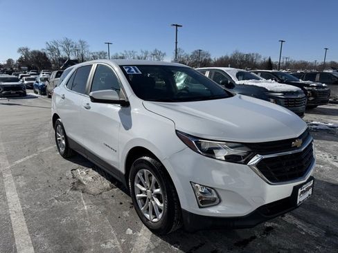 Used 2021 Chevrolet Equinox LT image 3