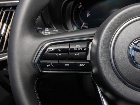 New 2025 MAZDA CX-70 Plug-In Hybrid w/ Premium Plus image 32