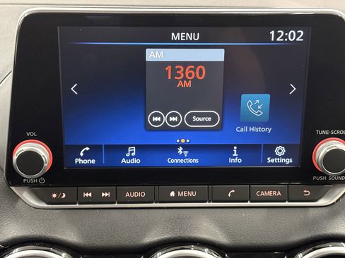 Used 2024 Nissan Sentra SV FWD image 14