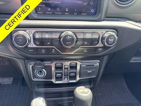 Used 2021 Jeep Wrangler Unlimited Sport AWD/4WD image 7
